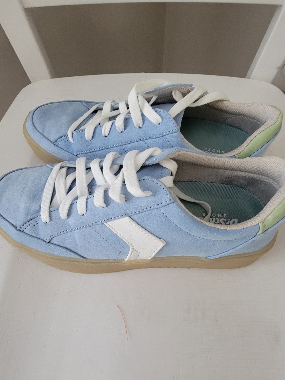 Dr Scholl Light Blue Suede Sneakers with White Accent Size 7